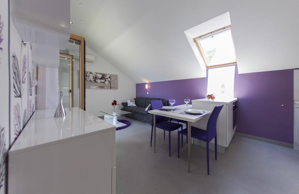 Apartments Benika Bol Room photo